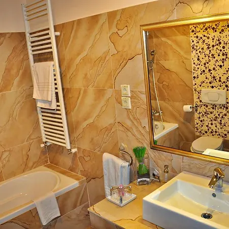 Hotel Rainer 3*